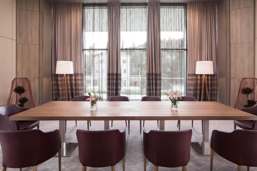Meeting room Lokrum boardroom set-up